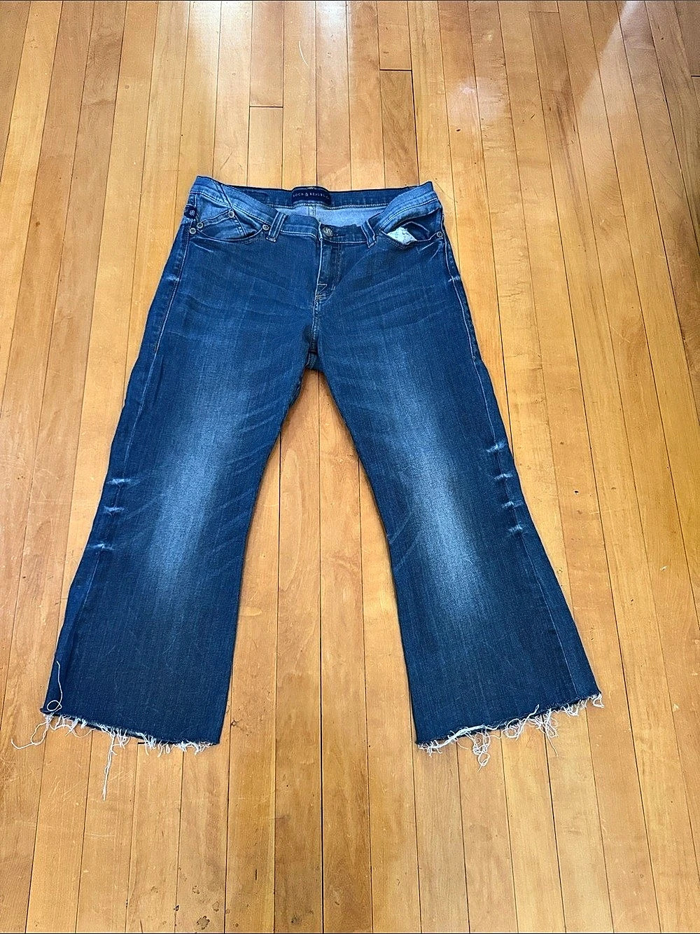 Rock & Republic Roth Flare Jeans in Blue women’s Waist 12M